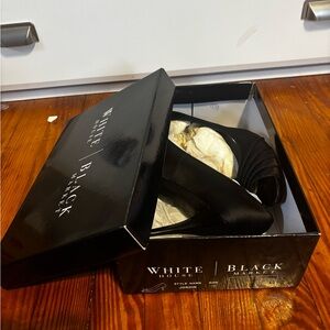 White House Black Market Jordin Black Heels